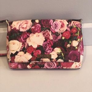 🌷Kate spade pink roses crossbody purse🌷